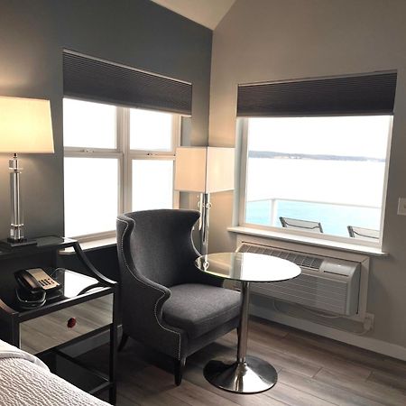 Tides Inn & Suites Порт-Таунсенд Номер фото