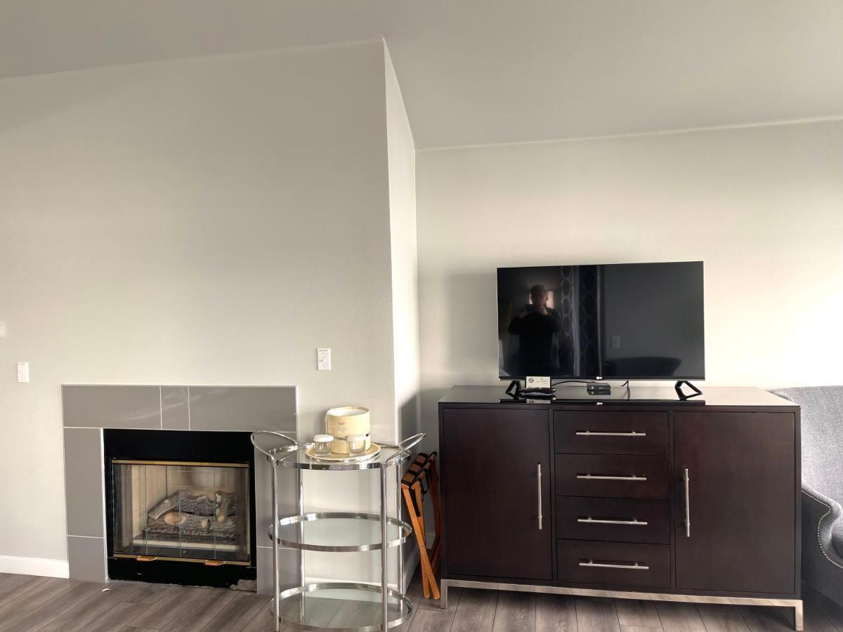 Tides Inn & Suites Порт-Таунсенд Екстер'єр фото